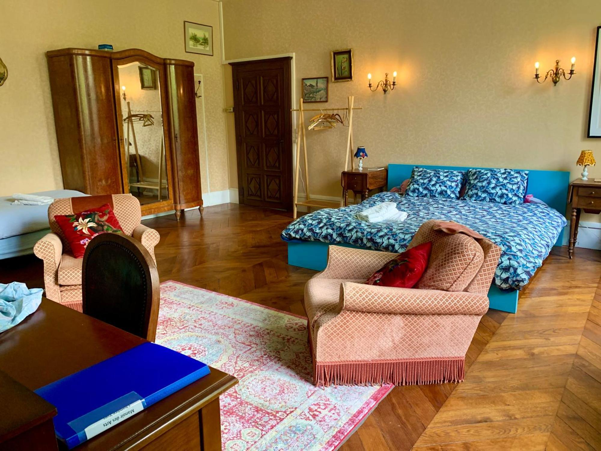 Bed and Breakfast Yxie - Manoir Des Arts Villeblevin Pokoj fotografie